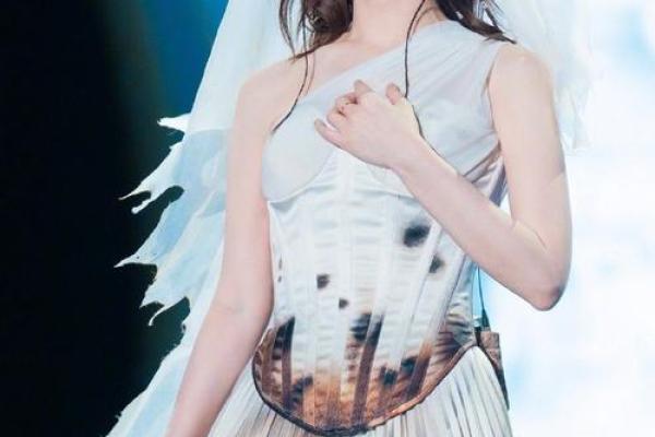 邓紫棋父女恋 邓紫棋父女恋